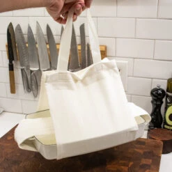 Wilton Casserole Carrier -Kitchen Supplies Store image 1370