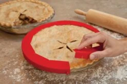 Adjustable Silicone Pie Shield -Kitchen Supplies Store image 6