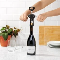 OXO Easy Pull Corkscrew -Kitchen Supplies Store image 854